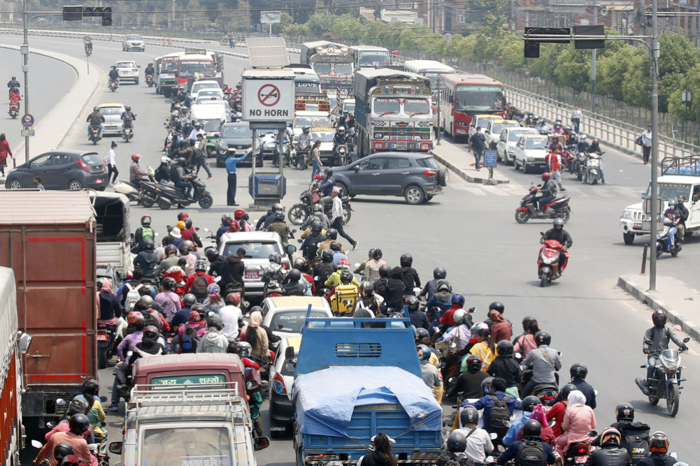 Law being introduced to increase traffic fines, from 500 for pedestrians to 100,000 for drivers