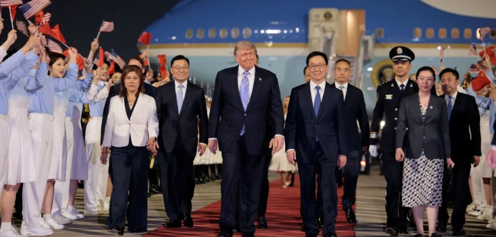 Trump arrives in Beijing, will meet with Xi on Thursday
