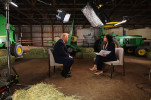 Trump stood up in the middle of an interview, why does he repeatedly get annoyed with reporters?