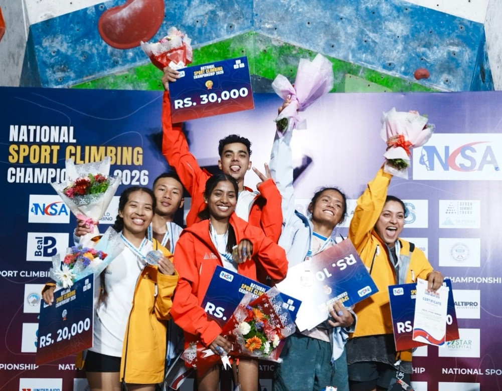 Ronak and Swastika win climbing titles